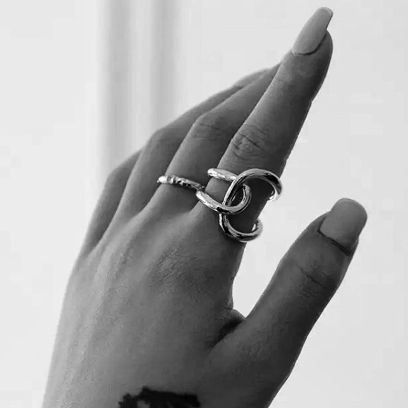 ♾Insta simply geometric sterling silver ring - Picture 6 of 6